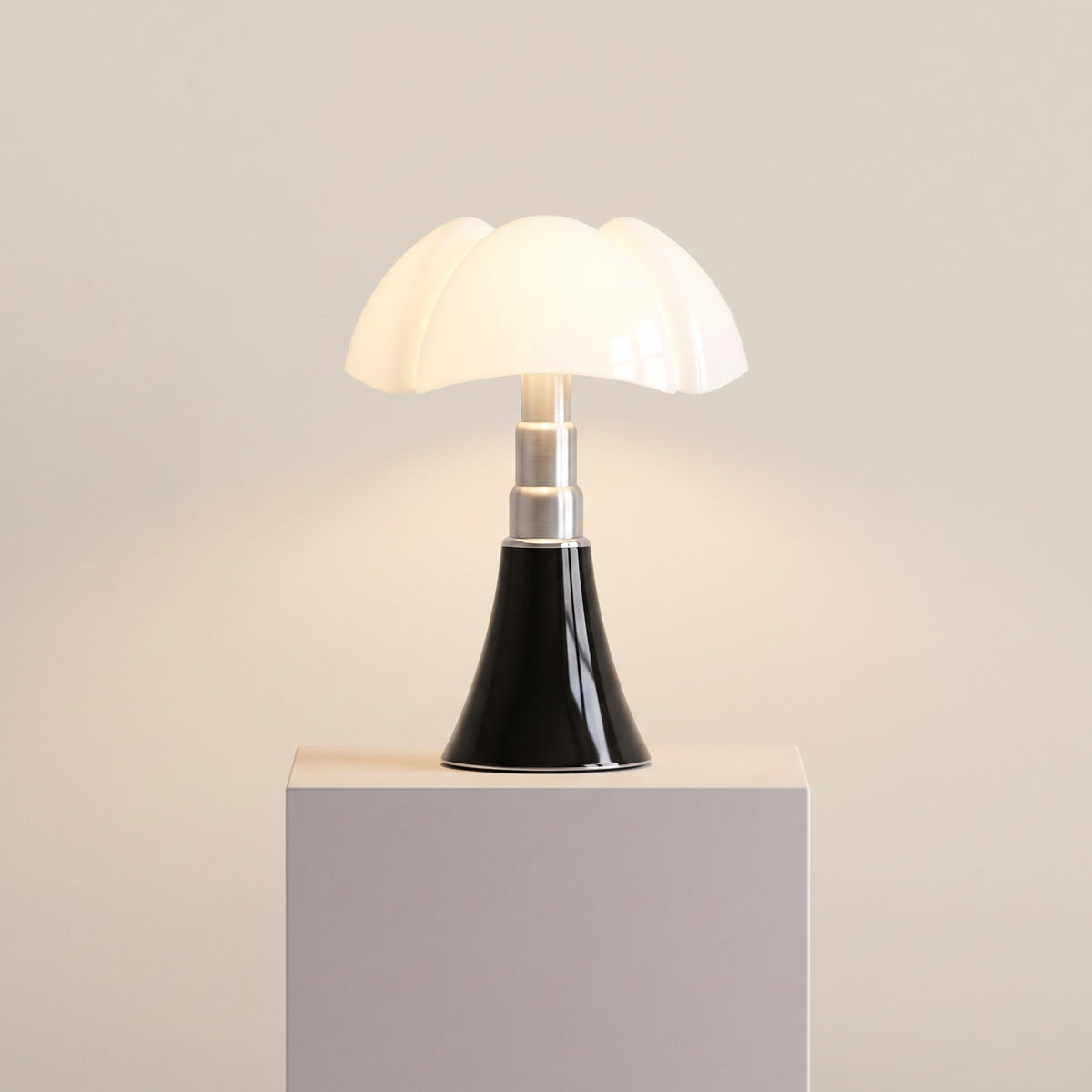 Lampa stołowa Mrbird