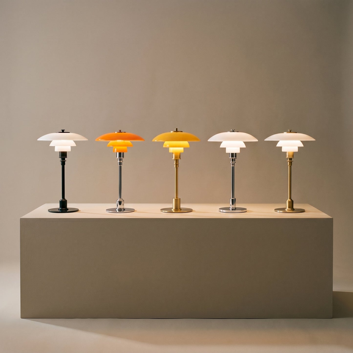 Duńska Designerska Lampa Stołowa