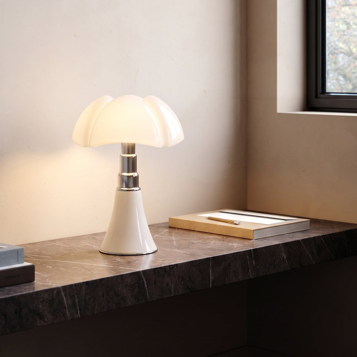 Lampa stołowa Mrbird